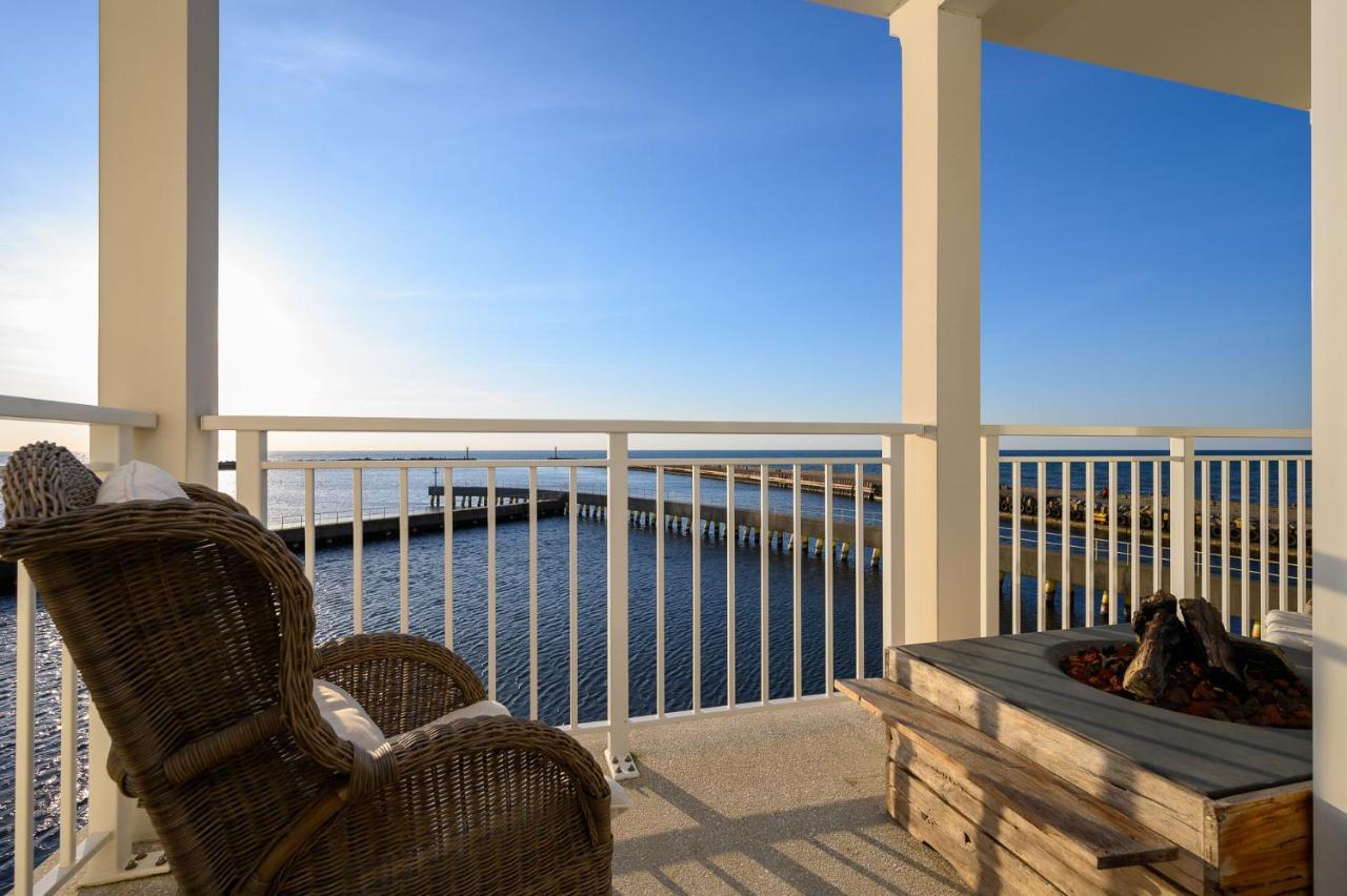 Sunset Boulevard 1 Apt 9 Bulwar Zachodzacego Slonca 1 W Marina Royale Darlowko Exterior photo